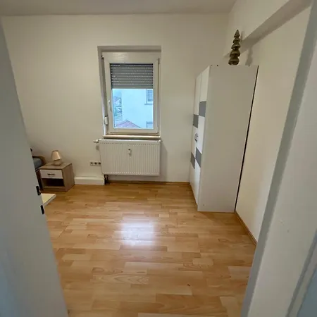 Monteuren Und Studentenwohnungen Bettvermietung