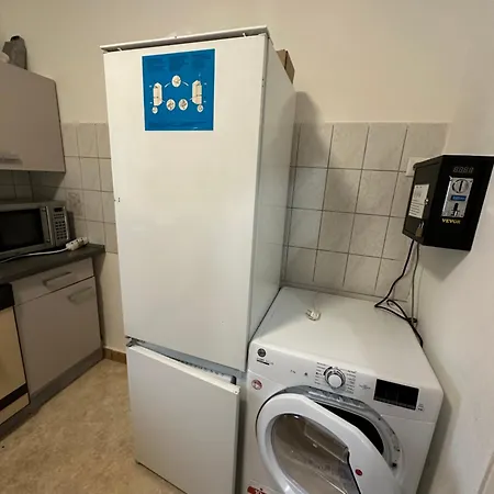 Monteuren Und Studentenwohnungen Bettvermietung Motel para Casais Geislingen an der Steige