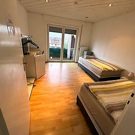 Monteuren Und Studentenwohnungen Bettvermietung Love hotel *